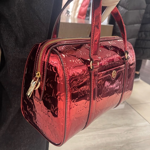 MICHAEL KORS Jet Set Medium Metallic Logo Debossed Satchel
Cherry 
NWT - Picture 15 of 16